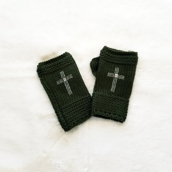 Dark Green Cross Knitted Fingerless Sweater Gloves - Picture 8 of 8